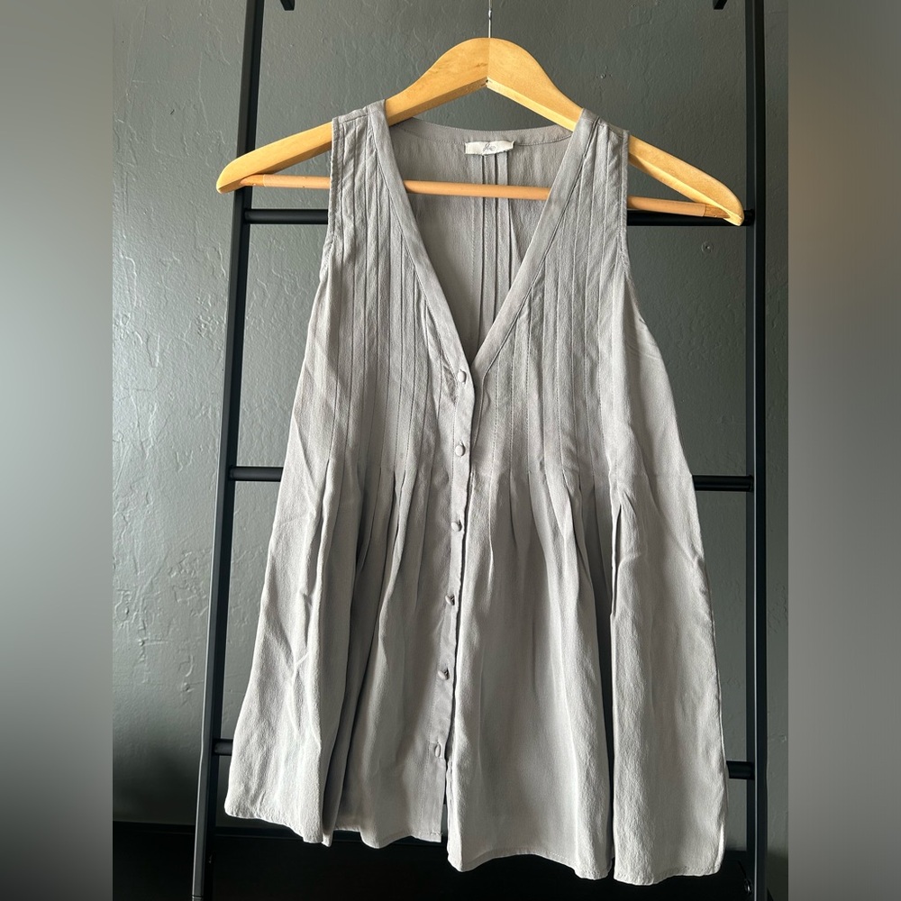 Joie 100% silk grey button down pleated tank top